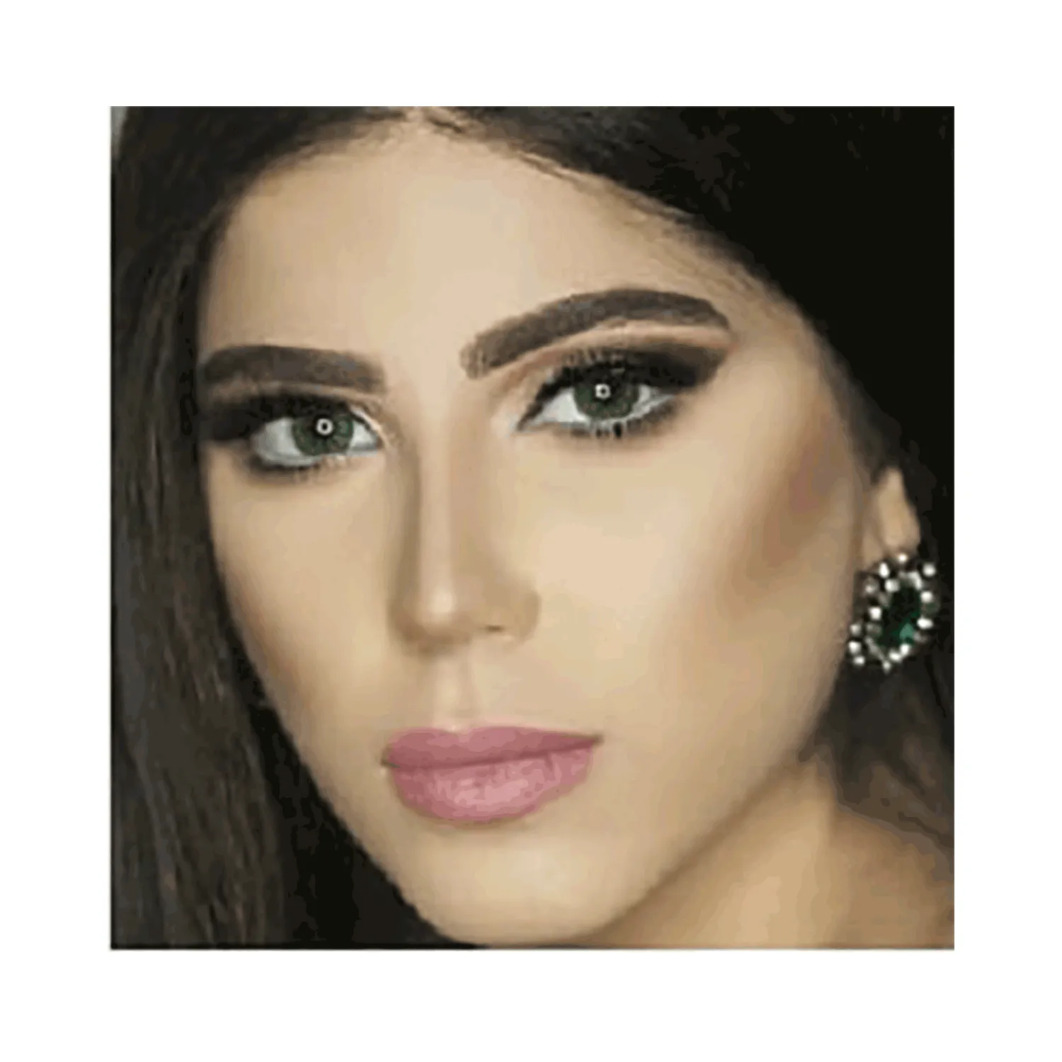 أدور عدسات لاصقة تجميلية كريستال  أخضر