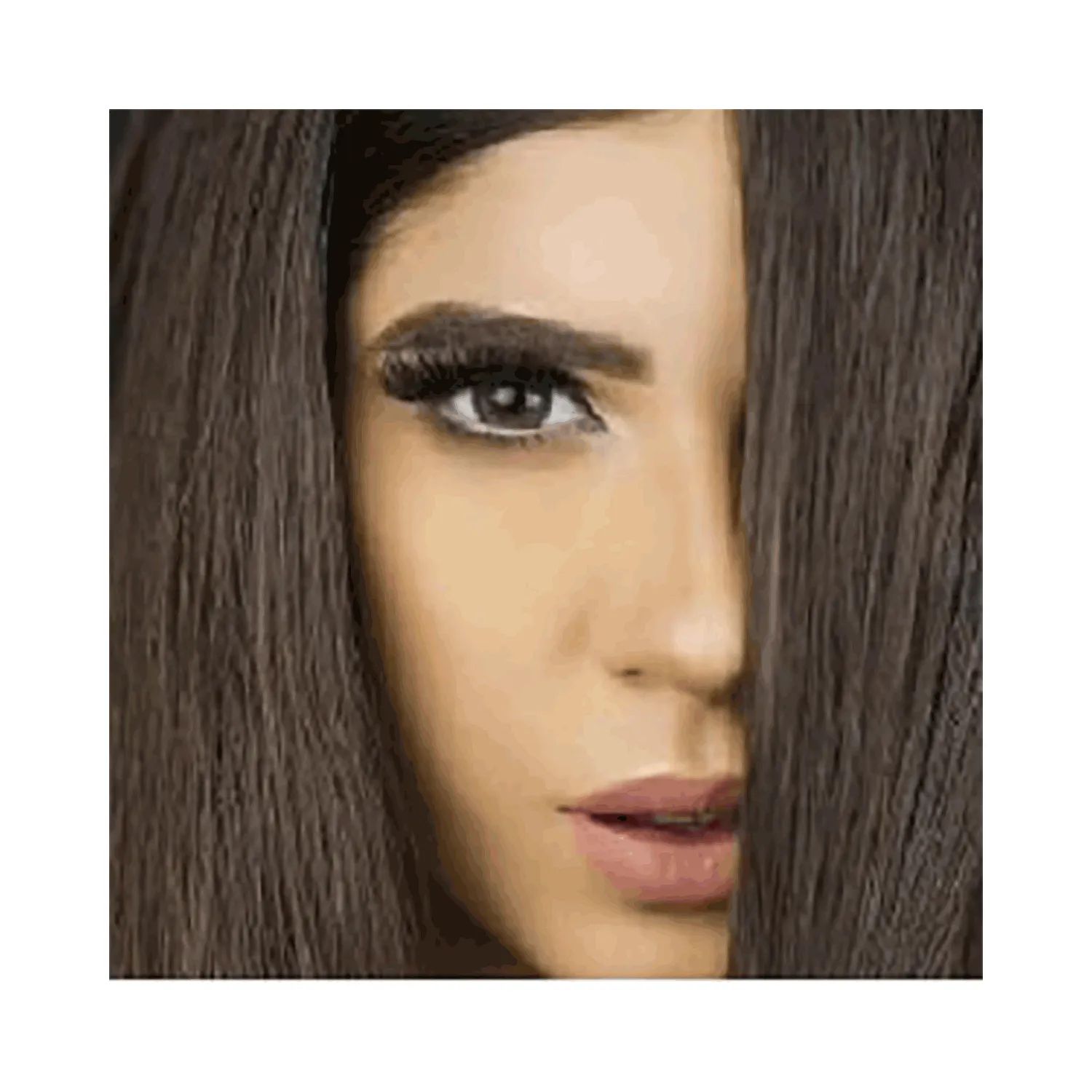 أدور عدسات لاصقة تجميلية كريستال رمادي