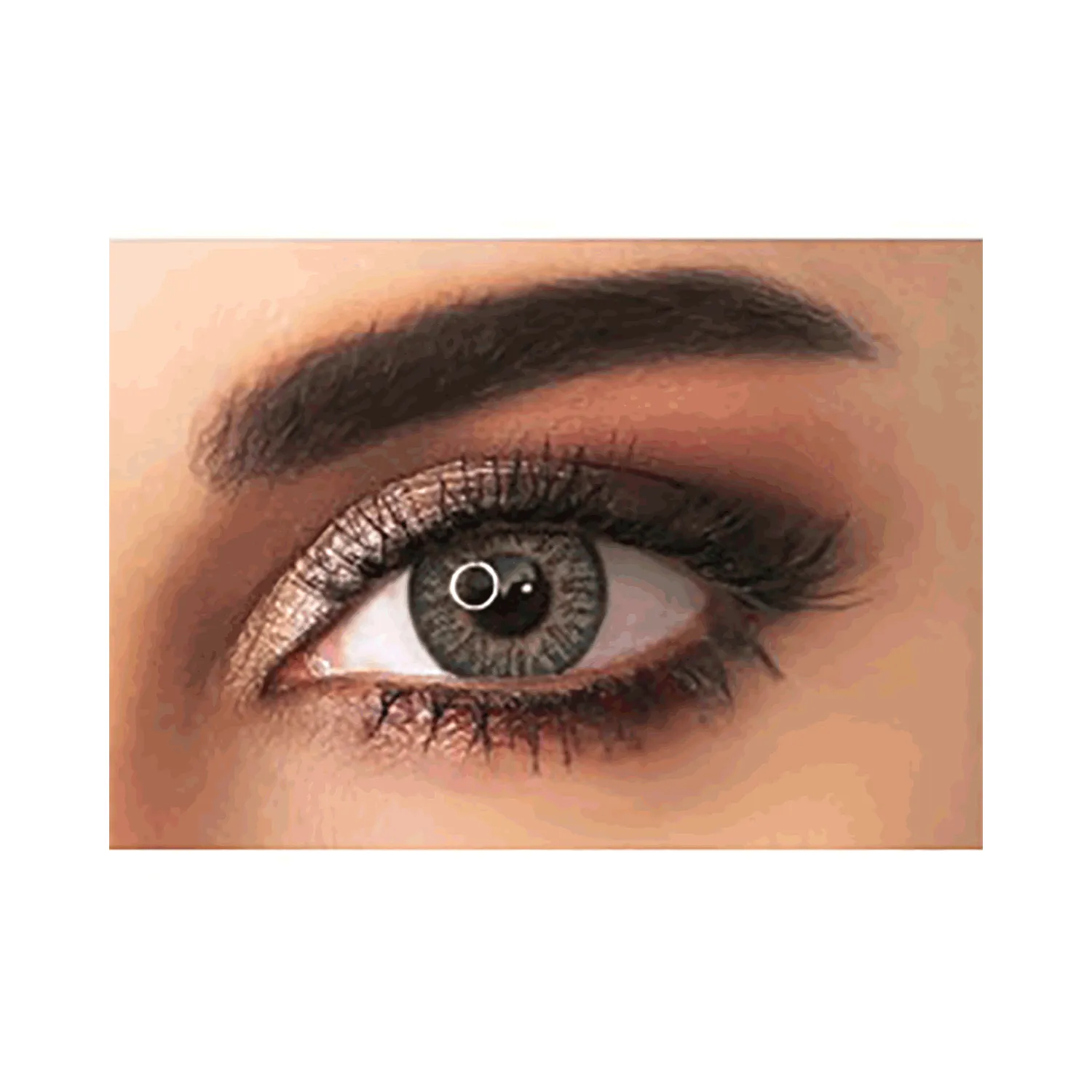 أدور عدسات لاصقة تجميلية كريستال أبيض